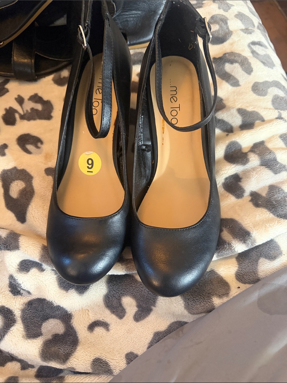 Me Too Lois Black Ankle Strap Block Heel Pumps Size 9M